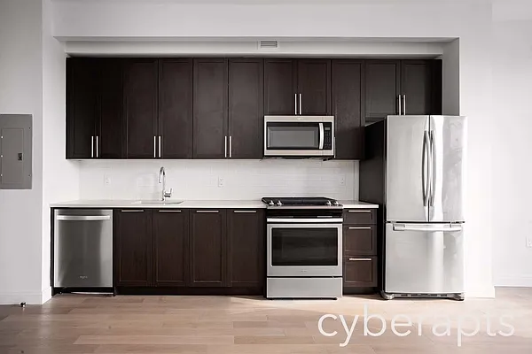 Rented by Cyberapts Management | media 13