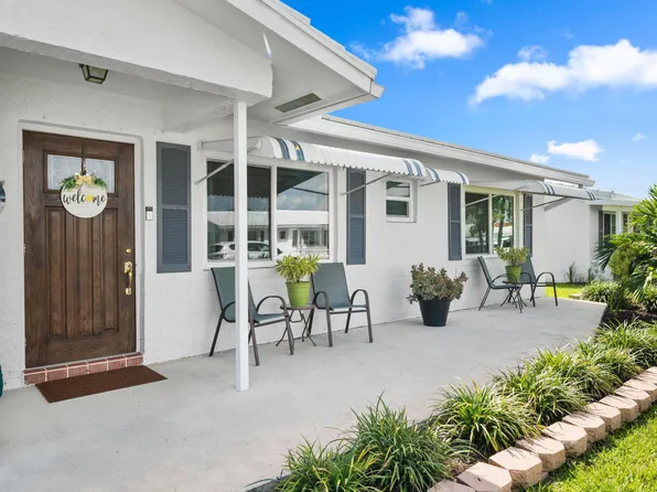 2114 SW 22nd Street, Boynton Beach, FL 33426