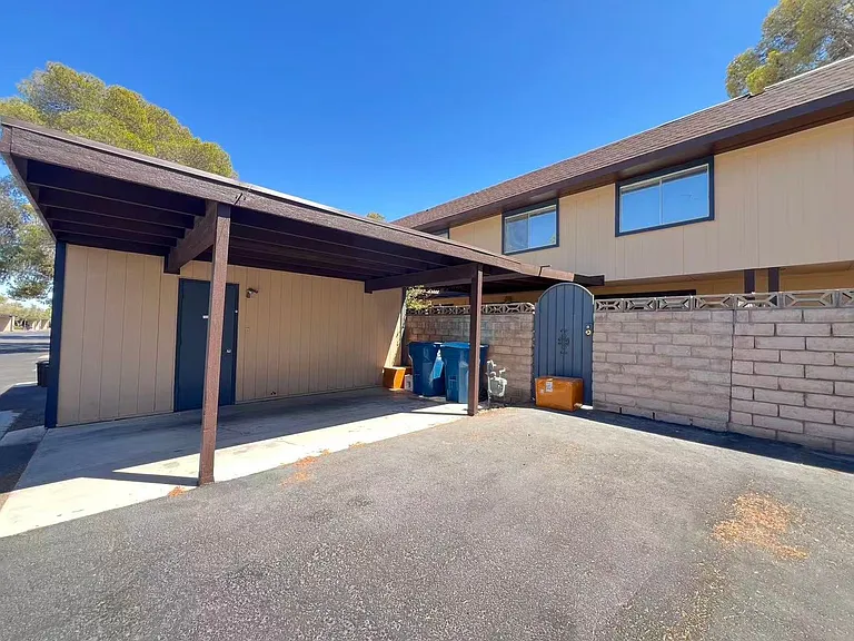 6223 Meadow View Ln — Photo 22