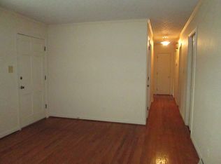 222 Timberlake Dr, Danville, VA 24540