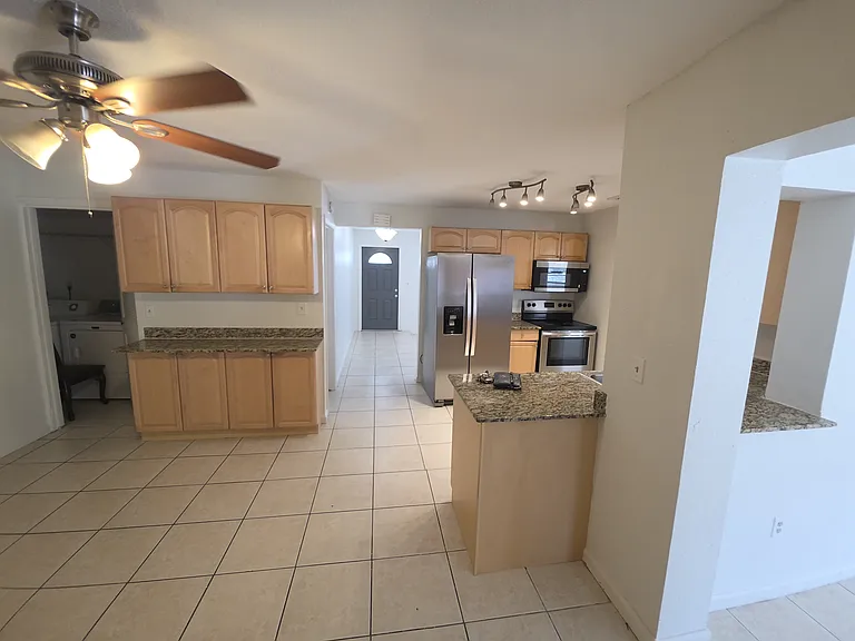 6778 NW 1st Ct — Photo 6