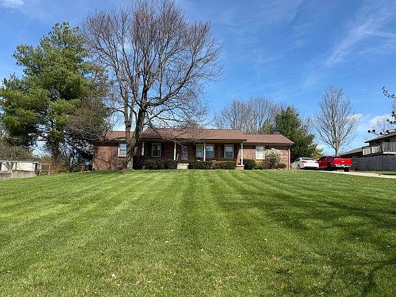 4th image of 1033 Crestwood Hts