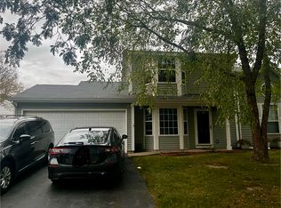 320 Newbury Dr, Island Lake, IL 60042