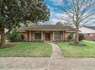 6231 Bayou Bridge Dr, Houston, TX 77096