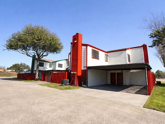2nd image of 7800 Bayou Forest Dr #7826A
