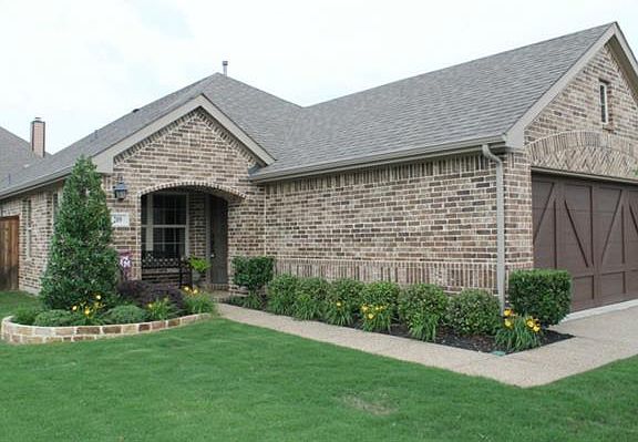 2nd image of 209 Eastland Dr