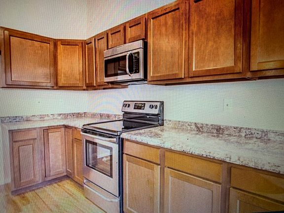 3rd image of 1030 E 25th St
