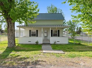 121 N 2nd St, Coulee City, WA 99115