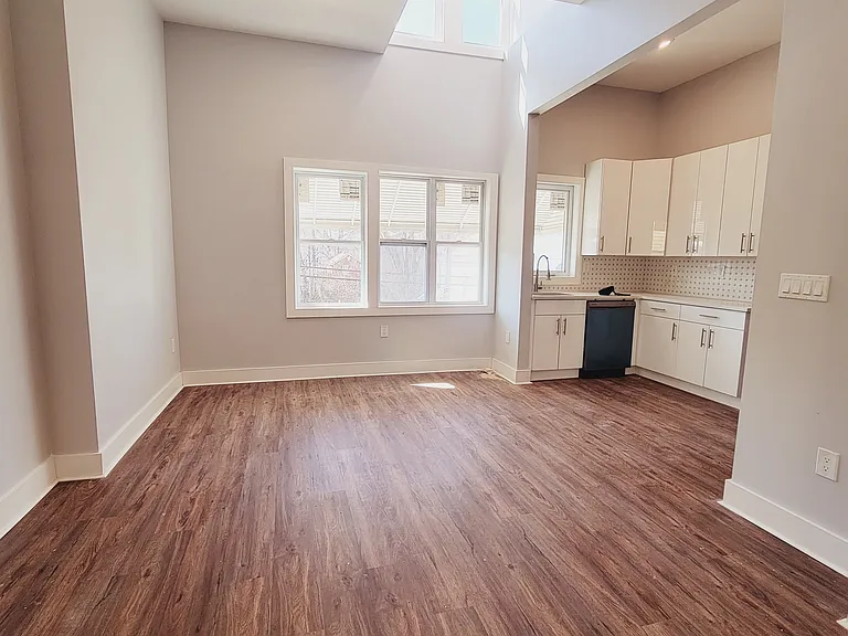 226 Dwight St #1A — Photo 11