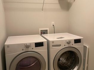 200 Fern Crest Dr, Lawrenceville, GA 30046