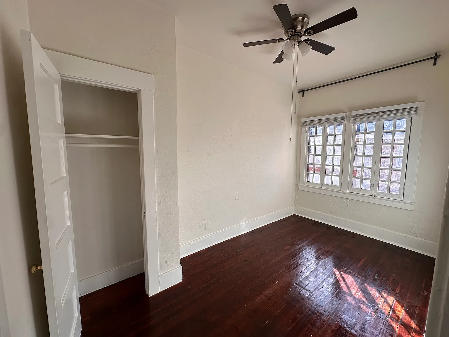 2 bed, 856 sqft, $1,650 — Photo 3