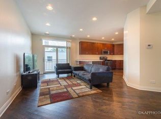 2943 N Rockwell St, Chicago, IL 60618