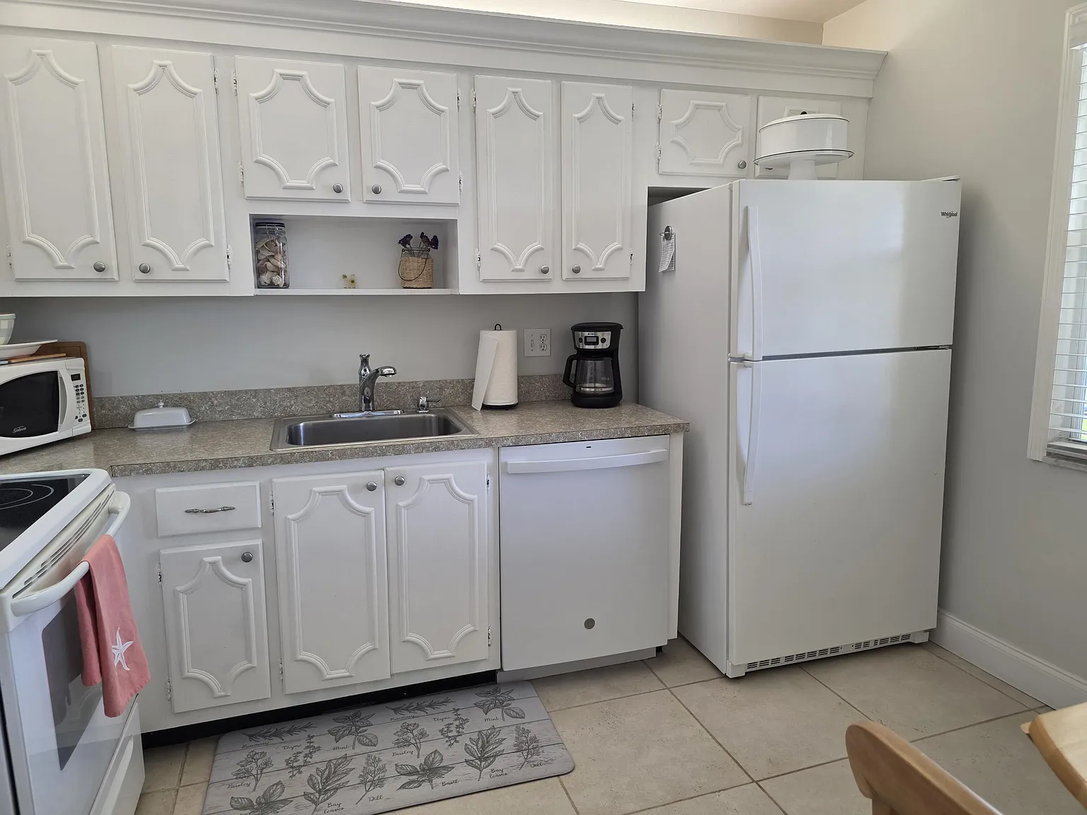 2 bed, 2.0 bath, 1000 sqft, $5,000 — Photo 3