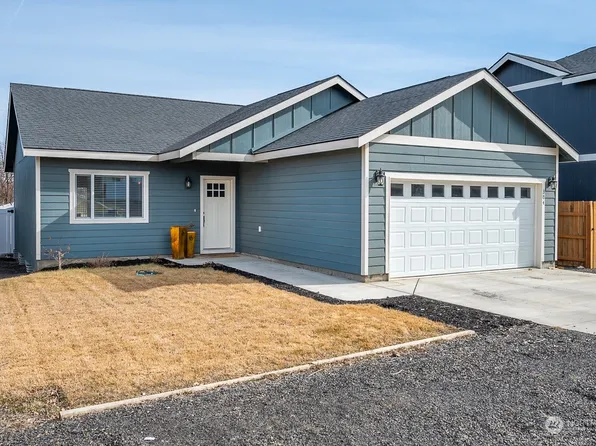 304 S Oak Avenue, Warden, WA 98857