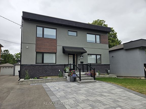 2nd image of 11 Edison Cir