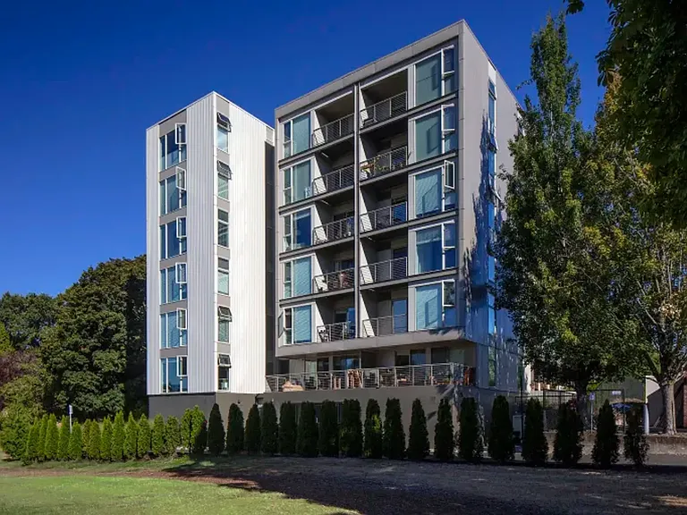 Overlook Park Apartments — Photo 12