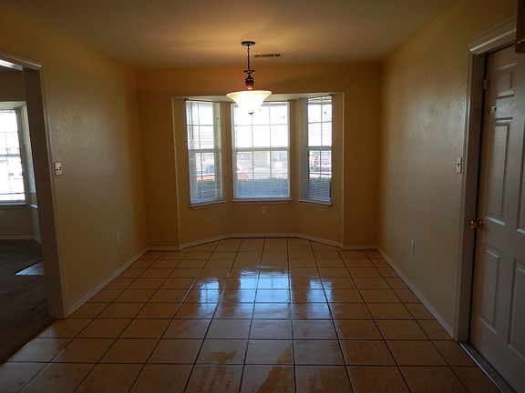5th image of 213 N 43rd St