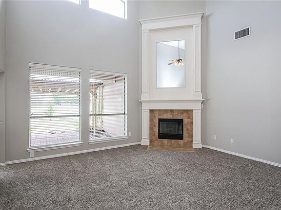 3rd image of 1100 Cotton Exchange Dr