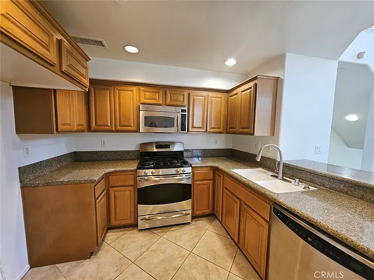 3874 Polk St #F — Photo 11