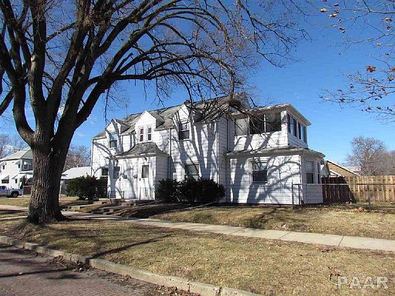 3rd image of 1203 E Arcadia Ave