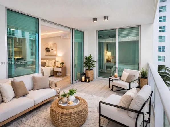 300 S Biscayne Blvd, Miami, FL