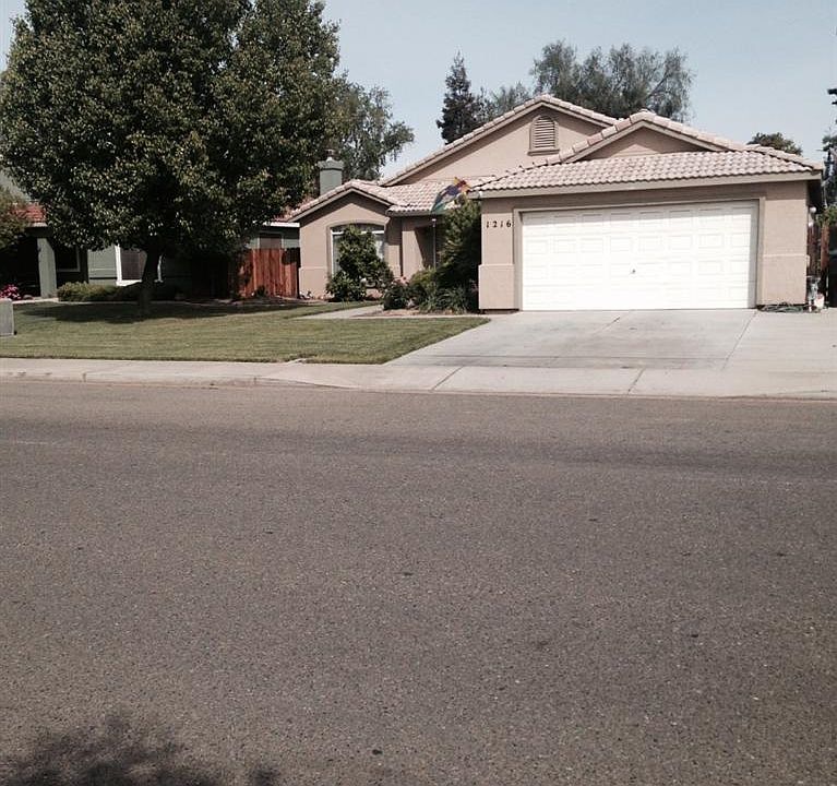 1st image of 1216 Fairway Dr