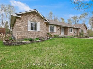 5719 Stuewe Dr, Ottawa, ON K4M 1L2