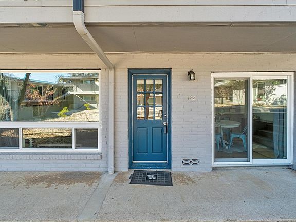 3rd image of 1210 Windsor Rd APT 122