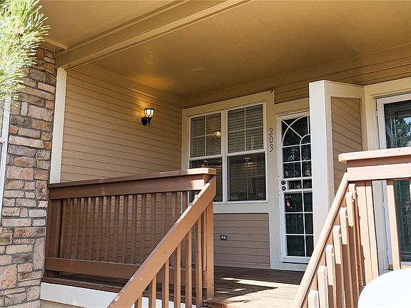 4th image of 4024 S Carson Street #203