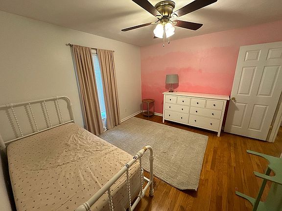 4th image of 109 Willow Dr