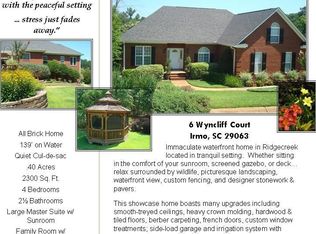 6 Wyncliff Ct, Irmo, SC 29063