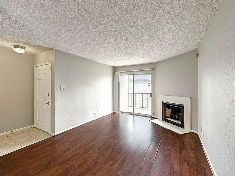 2120 El Paseo St #2407 — Photo 3