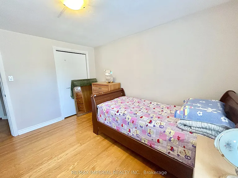 16 Gloxinia Cres #2 — Photo 15
