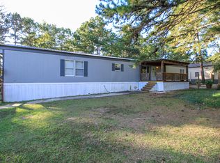 4 Golden Pond Cir, Hattiesburg, MS 39401