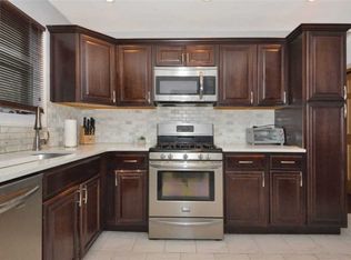 4519 165th St, Flushing, NY 11358