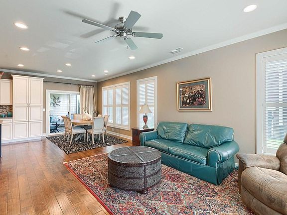 4th image of 4466 Springhill Dr APT B