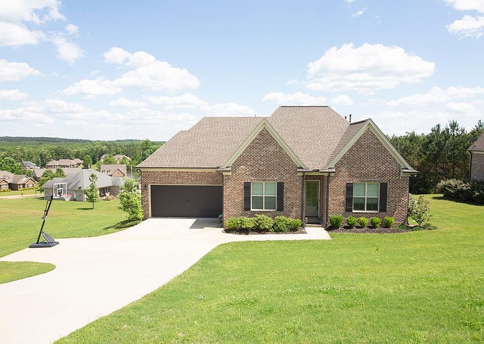 1st image of 523 Rock Springs Dr