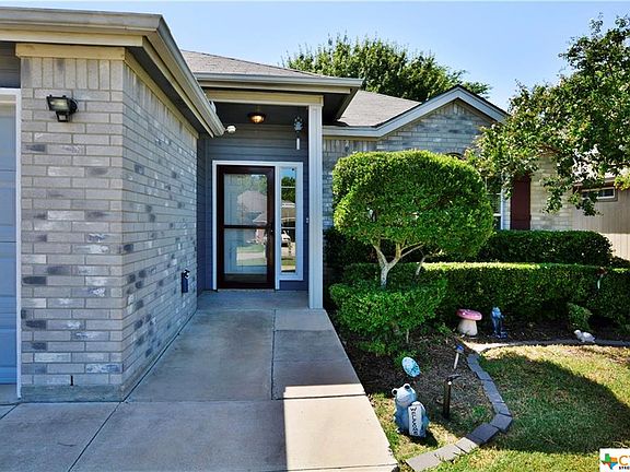 2nd image of 4714 Silver Wood Ct