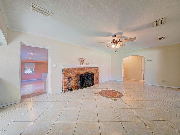 3rd image of 4275 N Indian River Dr