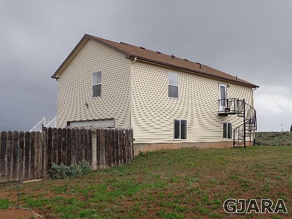 4th image of 16090 Pinyon Park Ln