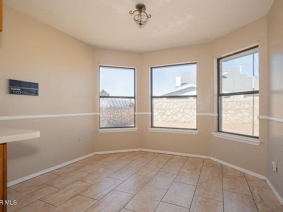 5th image of 11241 Beach Front Dr