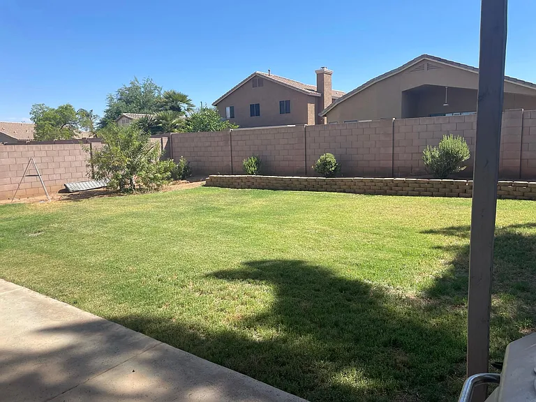 334 N Brighton Ln — Photo 4