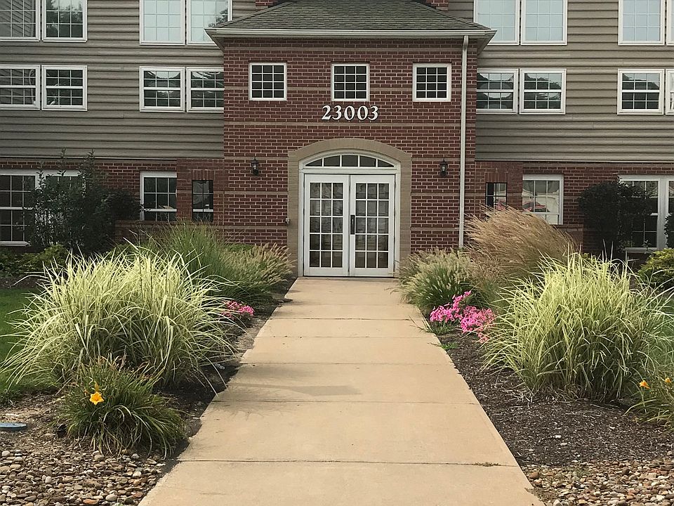 1st image of 23003 Chandlers Ln APT 337