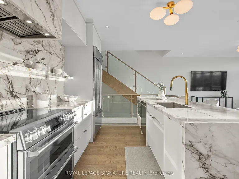 3736 Mangusta Ct — Photo 14