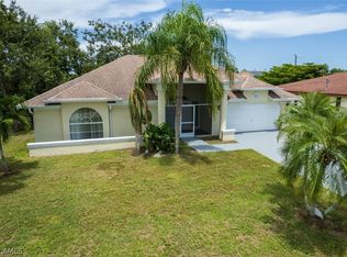17188 Plantation Dr, Fort Myers, FL 33967