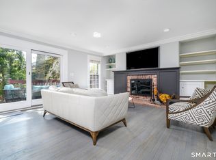 47 Indian Harbor Dr #7, Greenwich, CT 06830