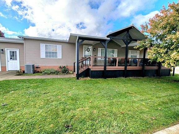 2nd image of 11046 Aspen Ln W