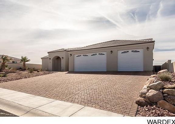 3rd image of 2366 Raven Ct
