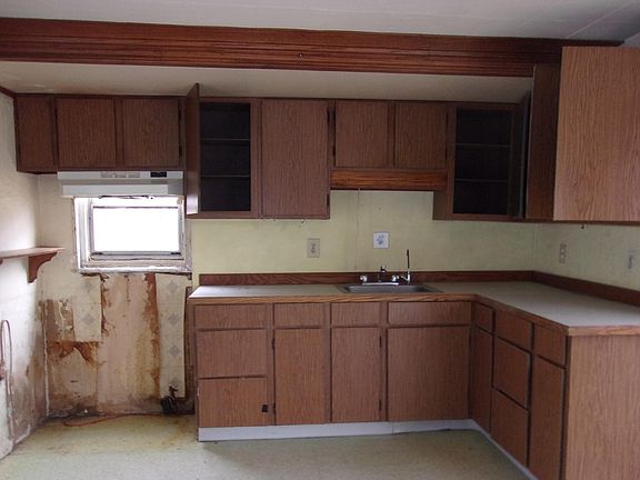 3rd image of 4440 128th Ave