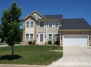 5340 W Preserve Ct, Franklin, WI 53132